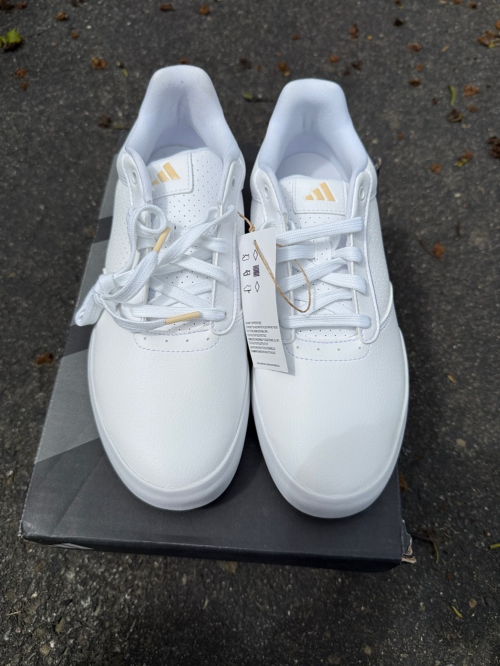 Women’s Adidas Golf Shoes NWT
